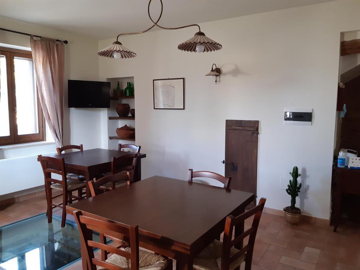 Maison d'hôtes Casa Cardarella à Beroide Extérieur photo