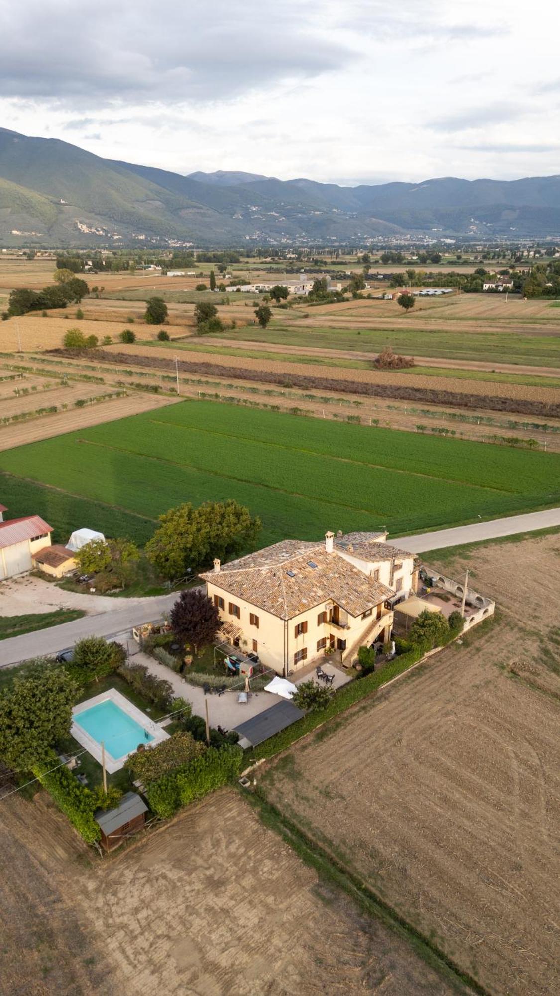 Maison d'hôtes Casa Cardarella à Beroide Extérieur photo